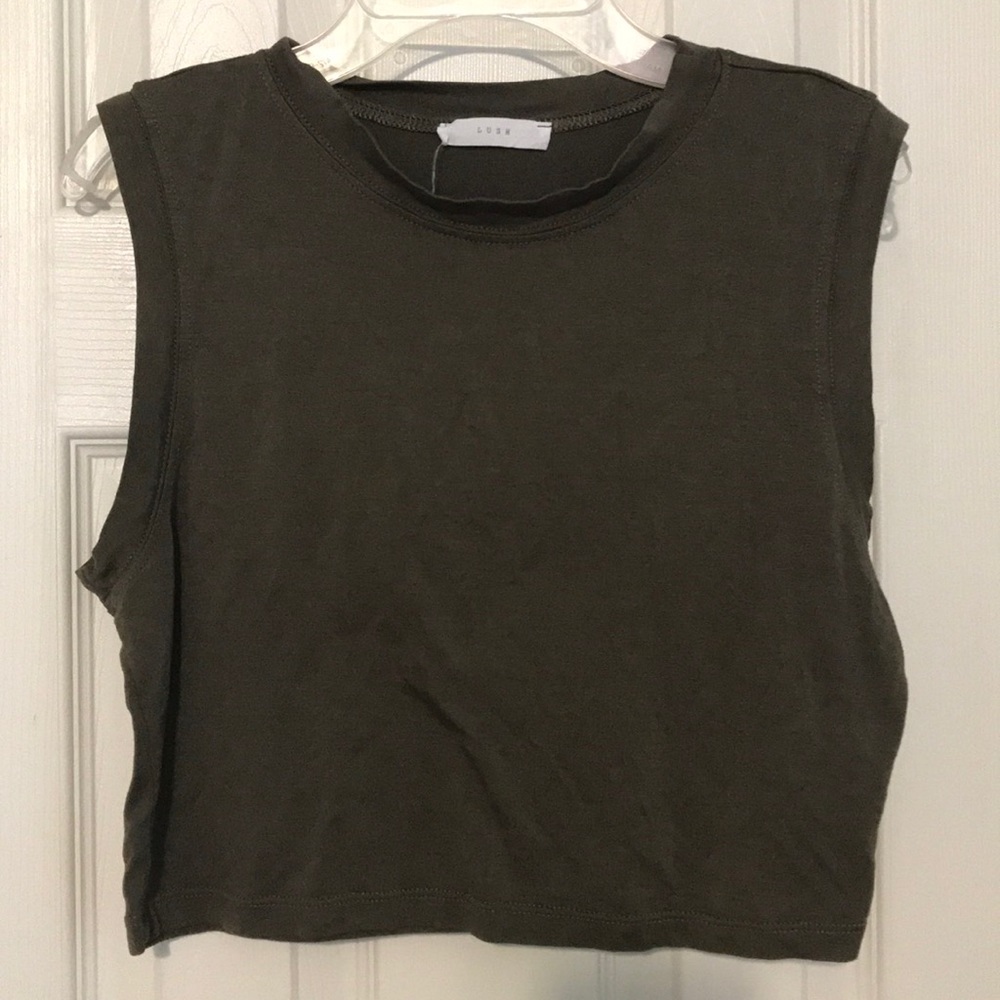 Lush Cropped Muscle Tank